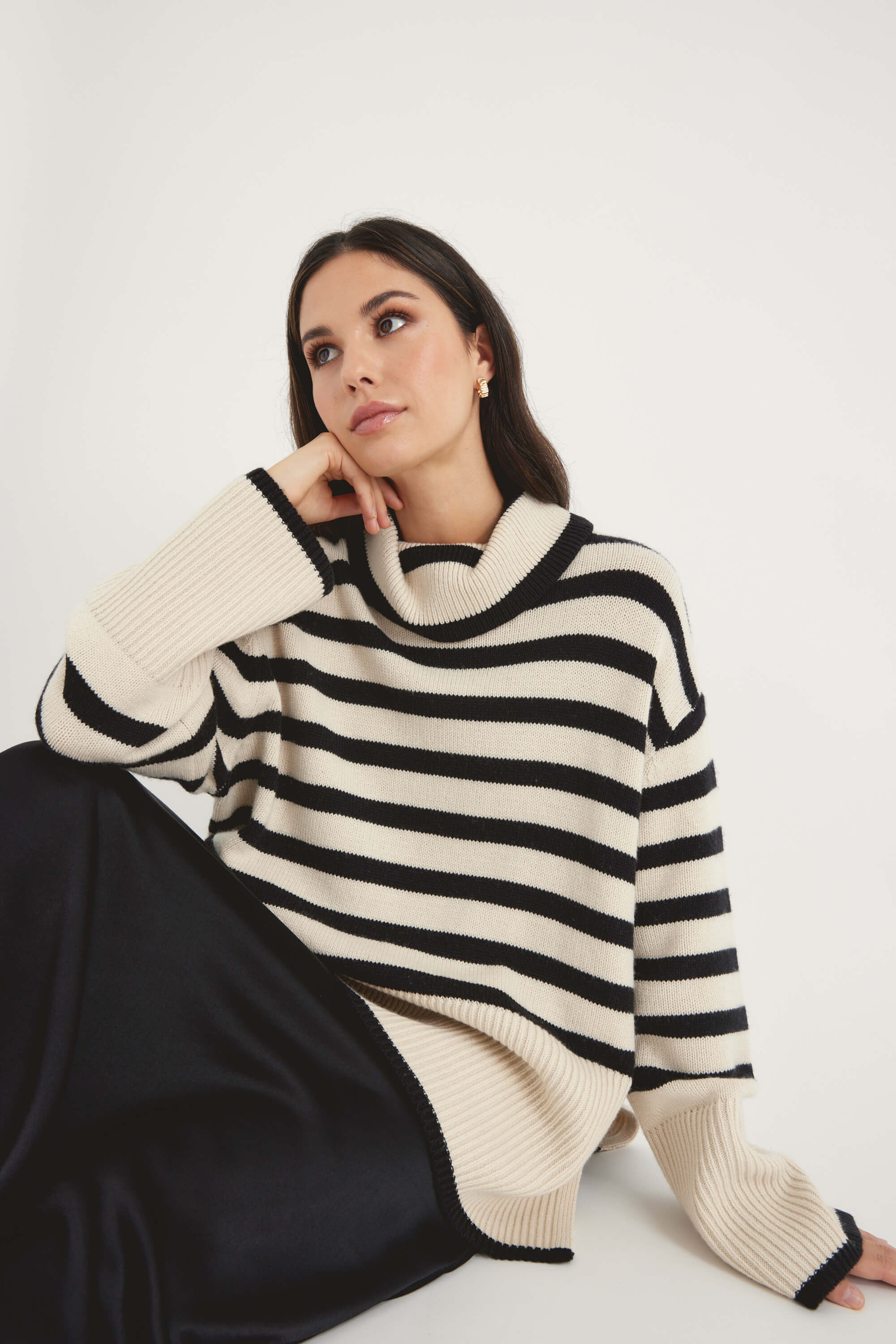 MOA STRIPED BUBBLE SWEATER