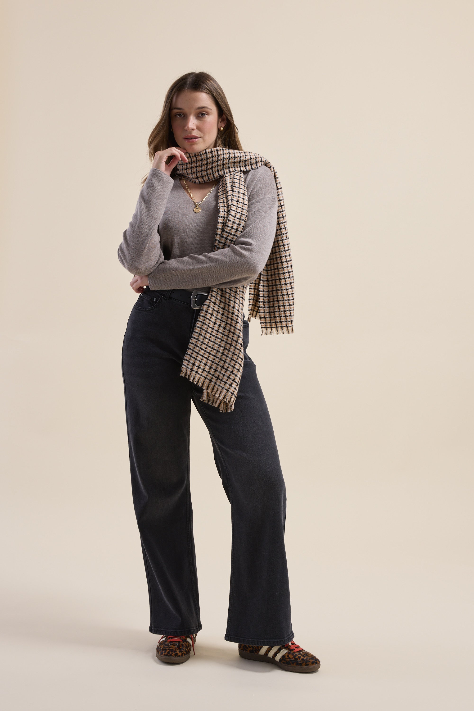 E Image