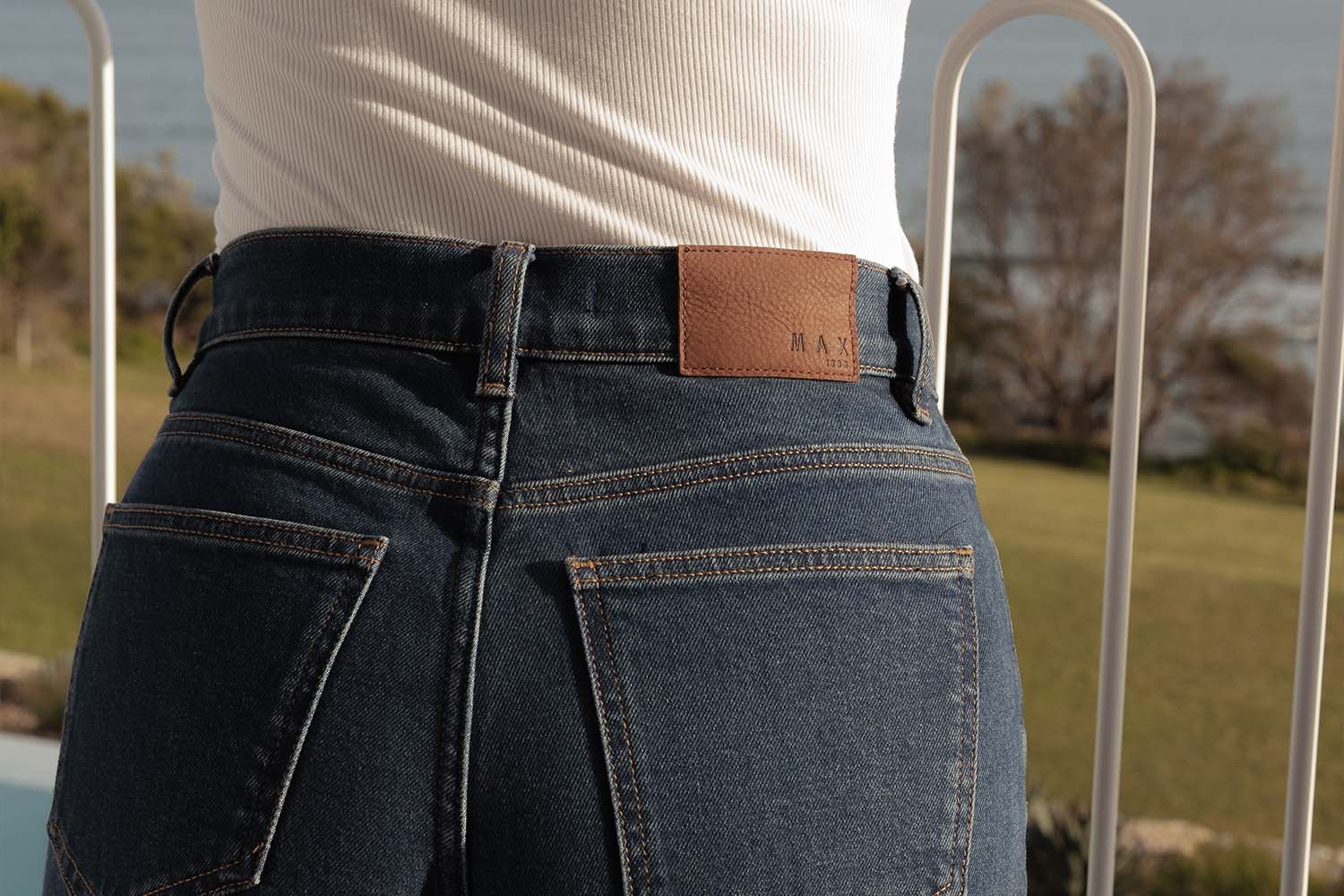 Women's Wide Leg Jeans