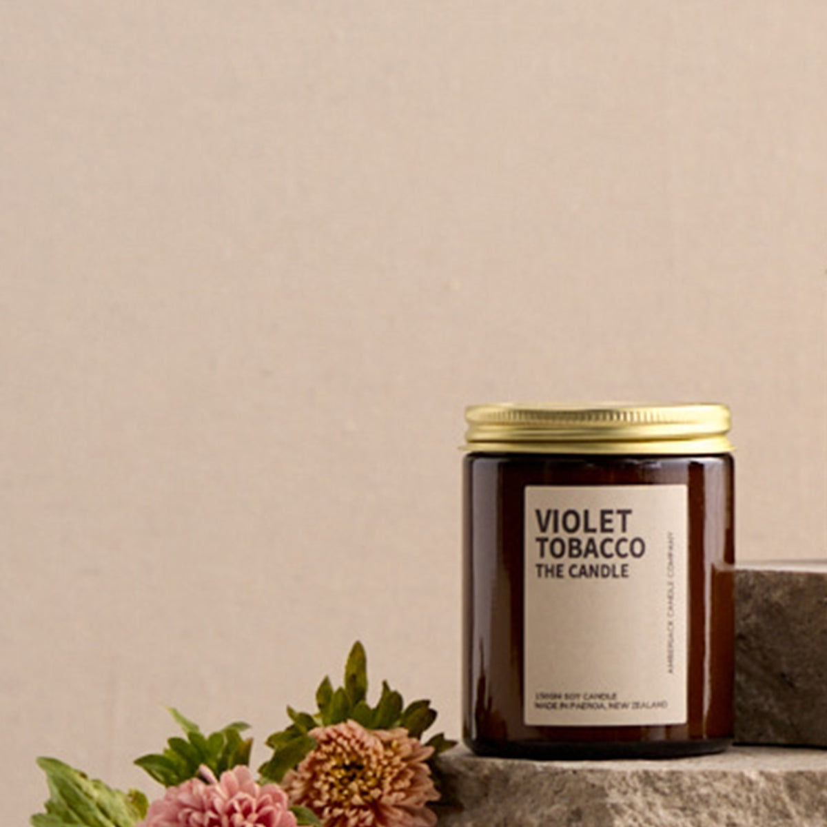violet tobacco Sweet Tin Dare to break free from conventions with Violet Tabacs bold blend of violet petals and earthy tobacco Violet Tobacco Candle - Regular