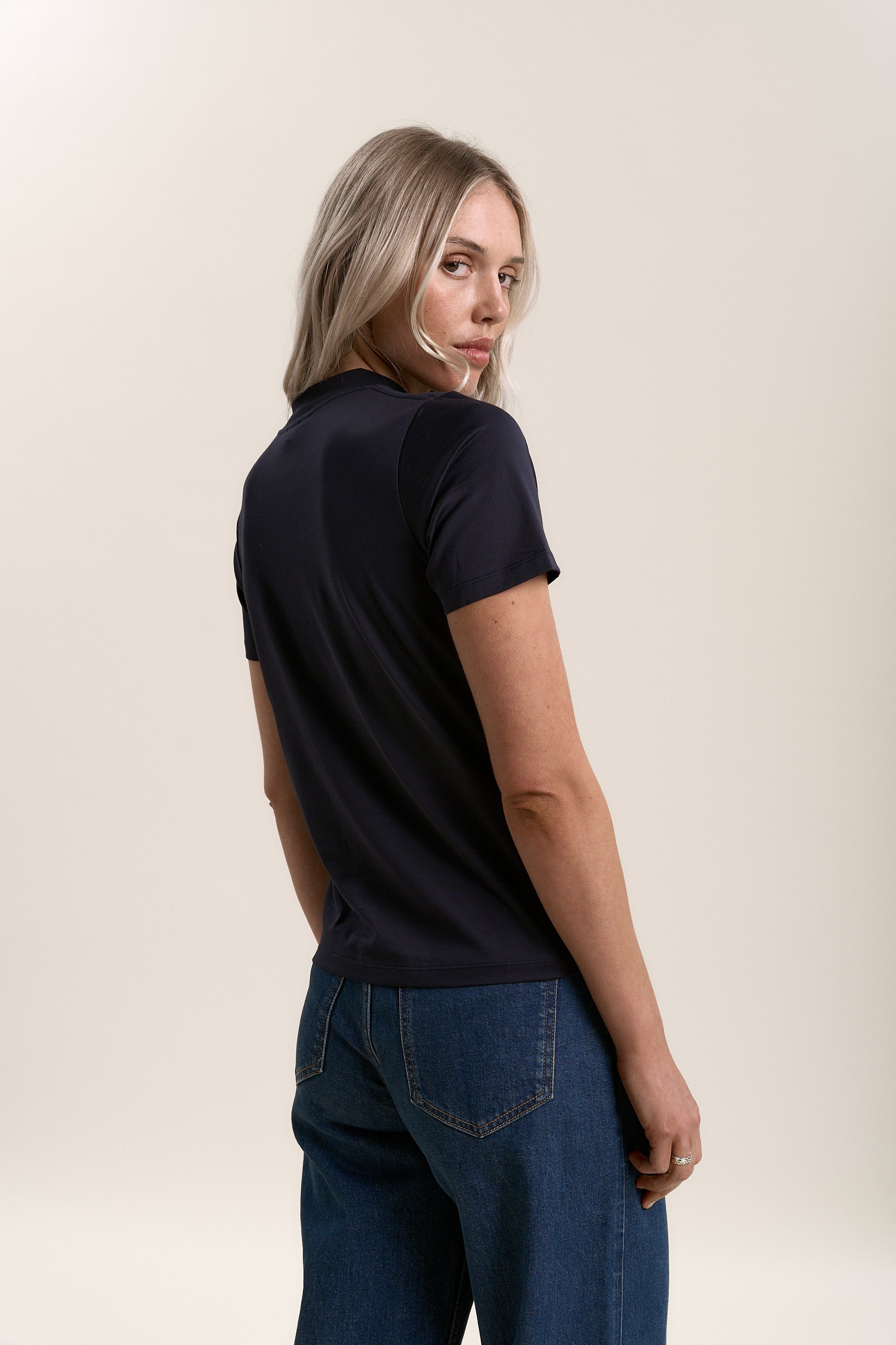 D Back