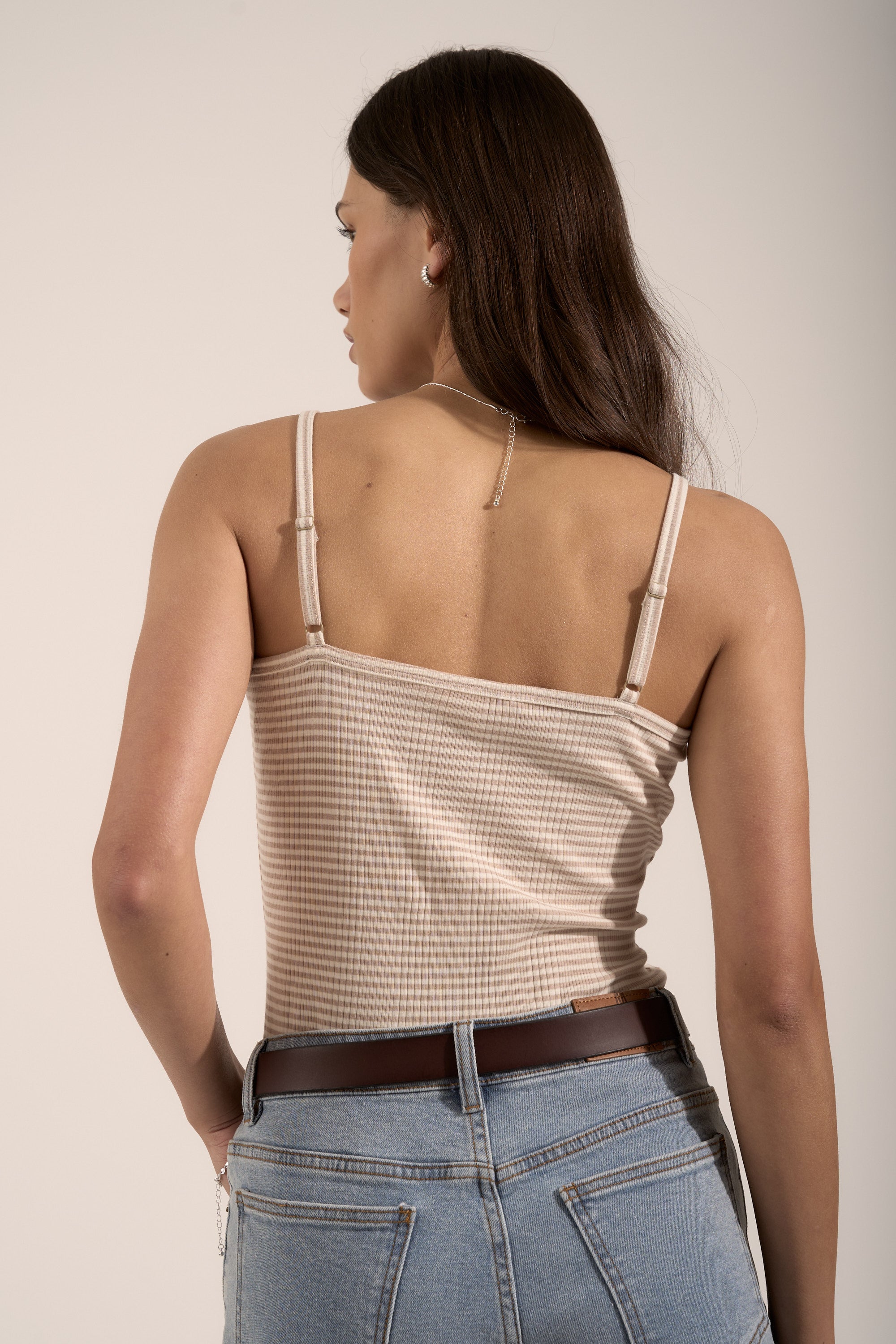 D Back