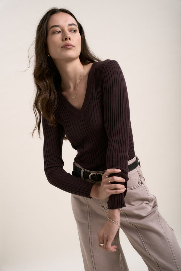 Atlas ZQ Merino V Neck Top