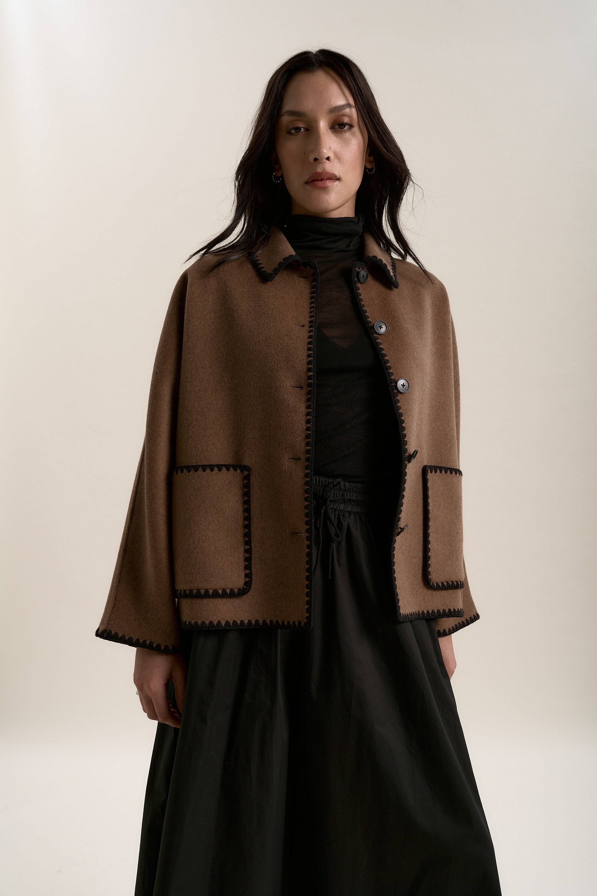 新品未使用 ジェーンマープル Velvet trim coat Shop The Contrast Stitch Coat (Treacle Marle/Black) | Max