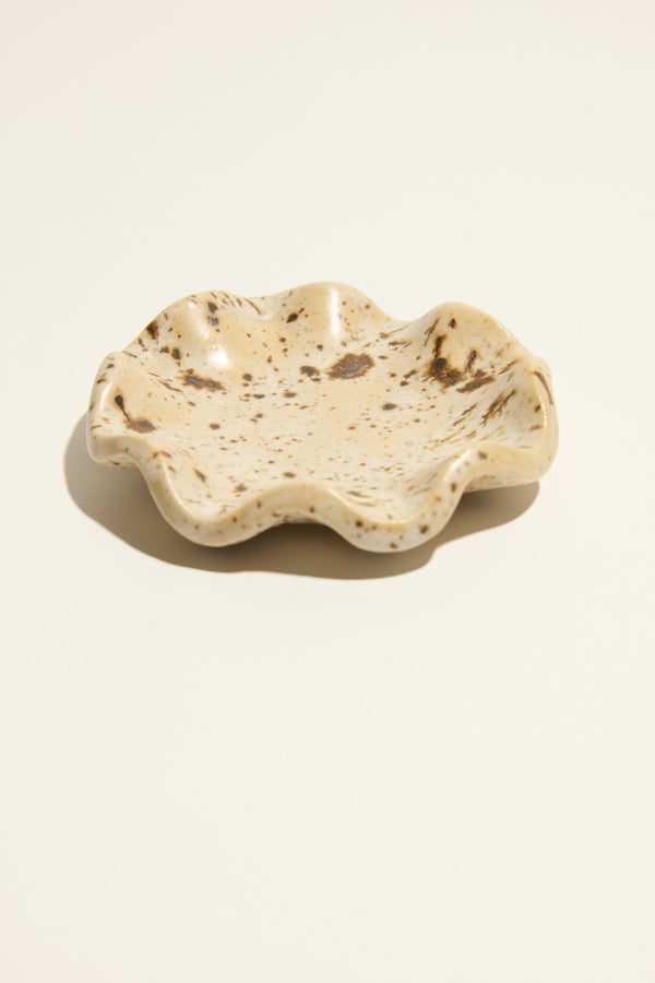 Magnolia Lane Ruffle Trinket Dish