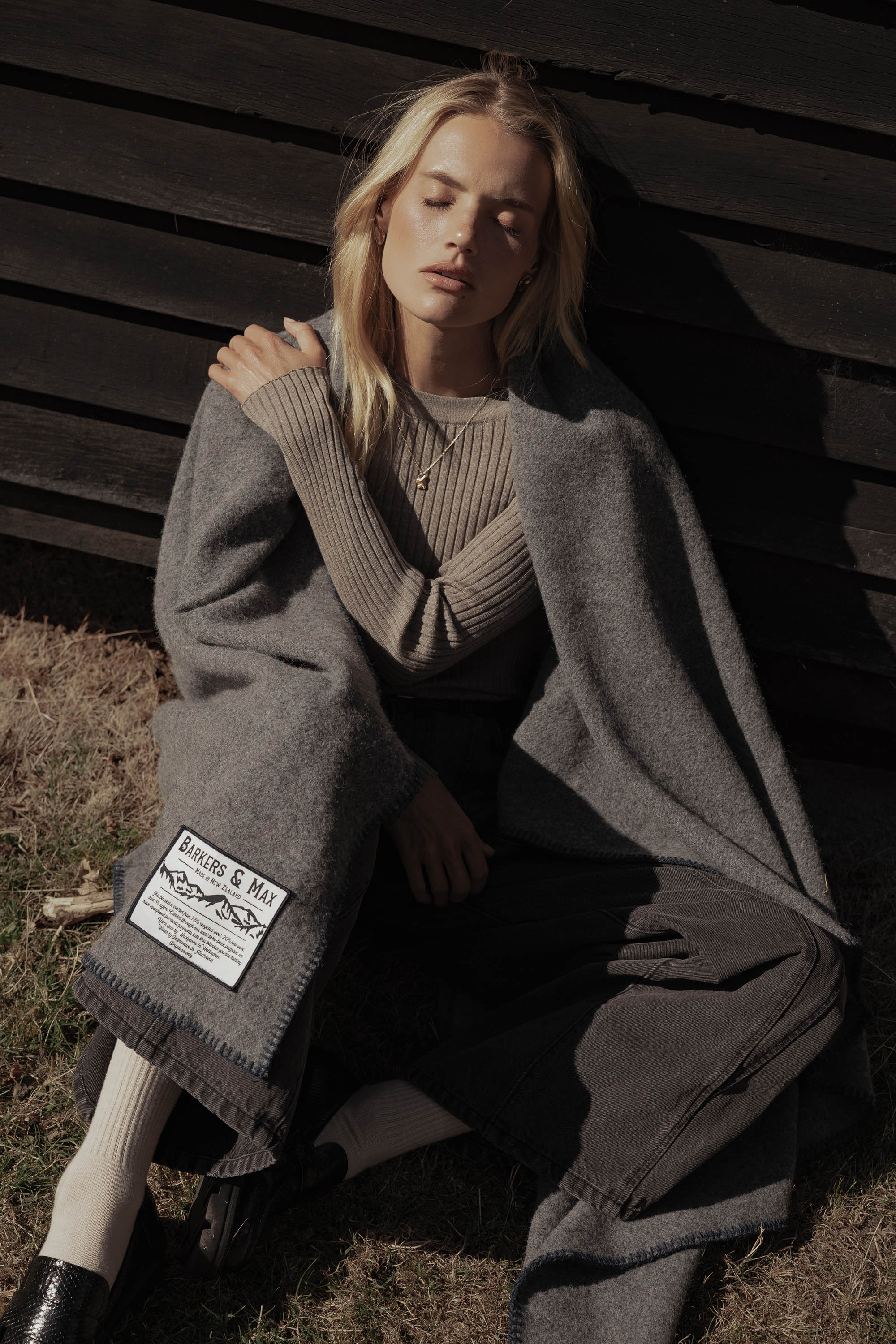 Shop Wool Take Back Blanket (Charcoal/Blue) | Max