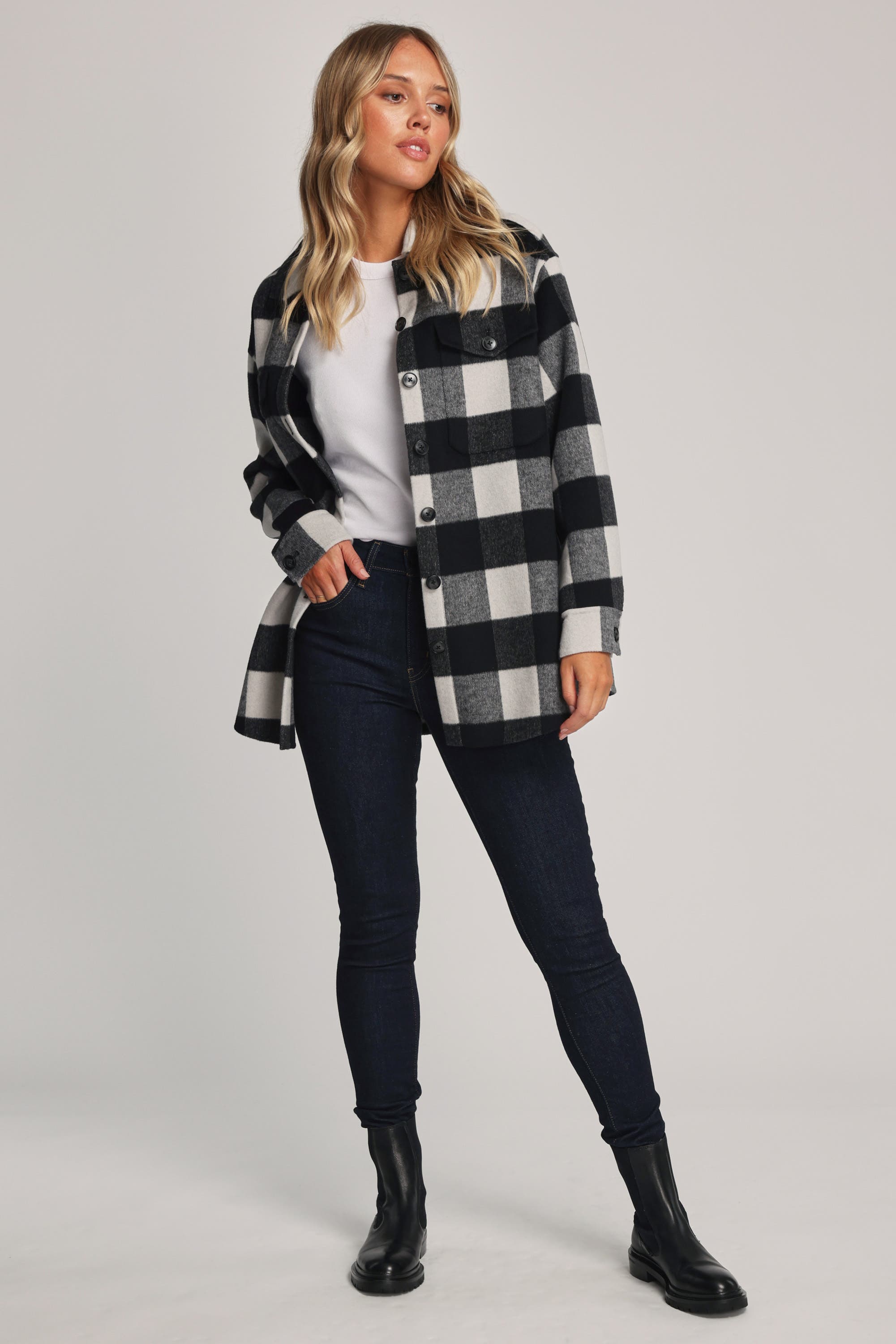 Shop Levi s 721 High Rise Skinny Jeans in Navy Max Women s