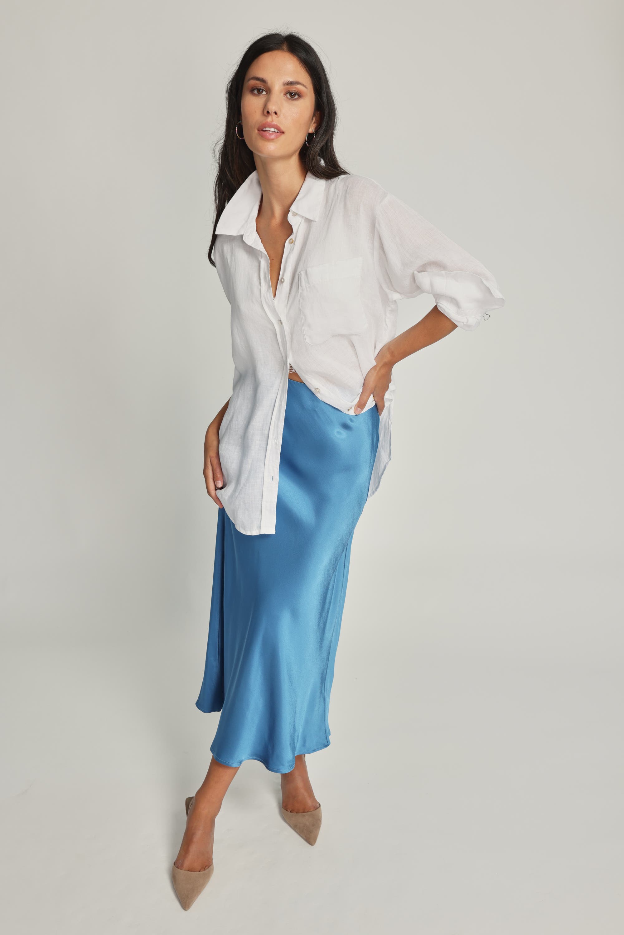 Light blue store skirt slip