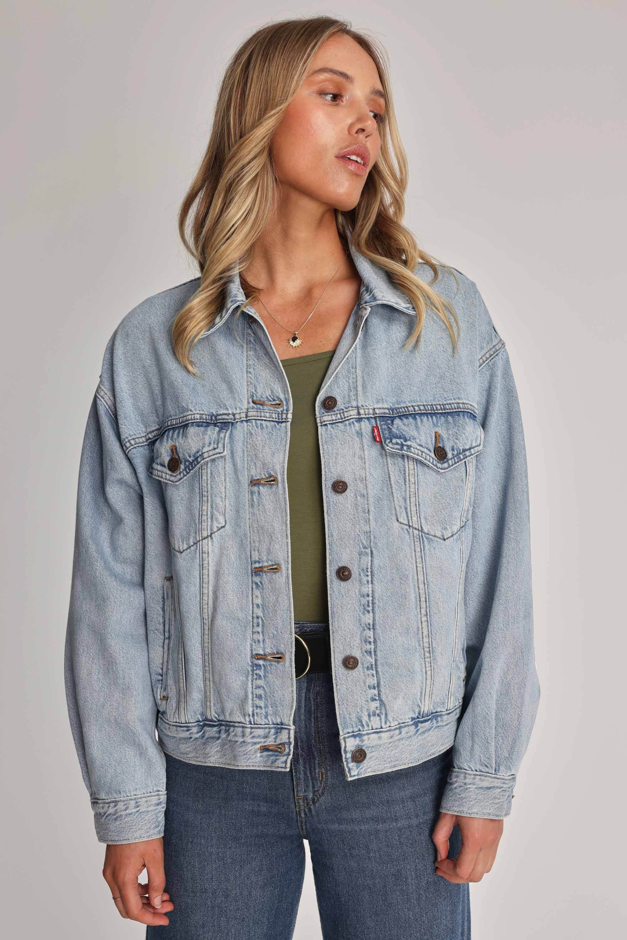 Shop Levi's 90's Trucker in Denim | Max Women's Fashion NZ