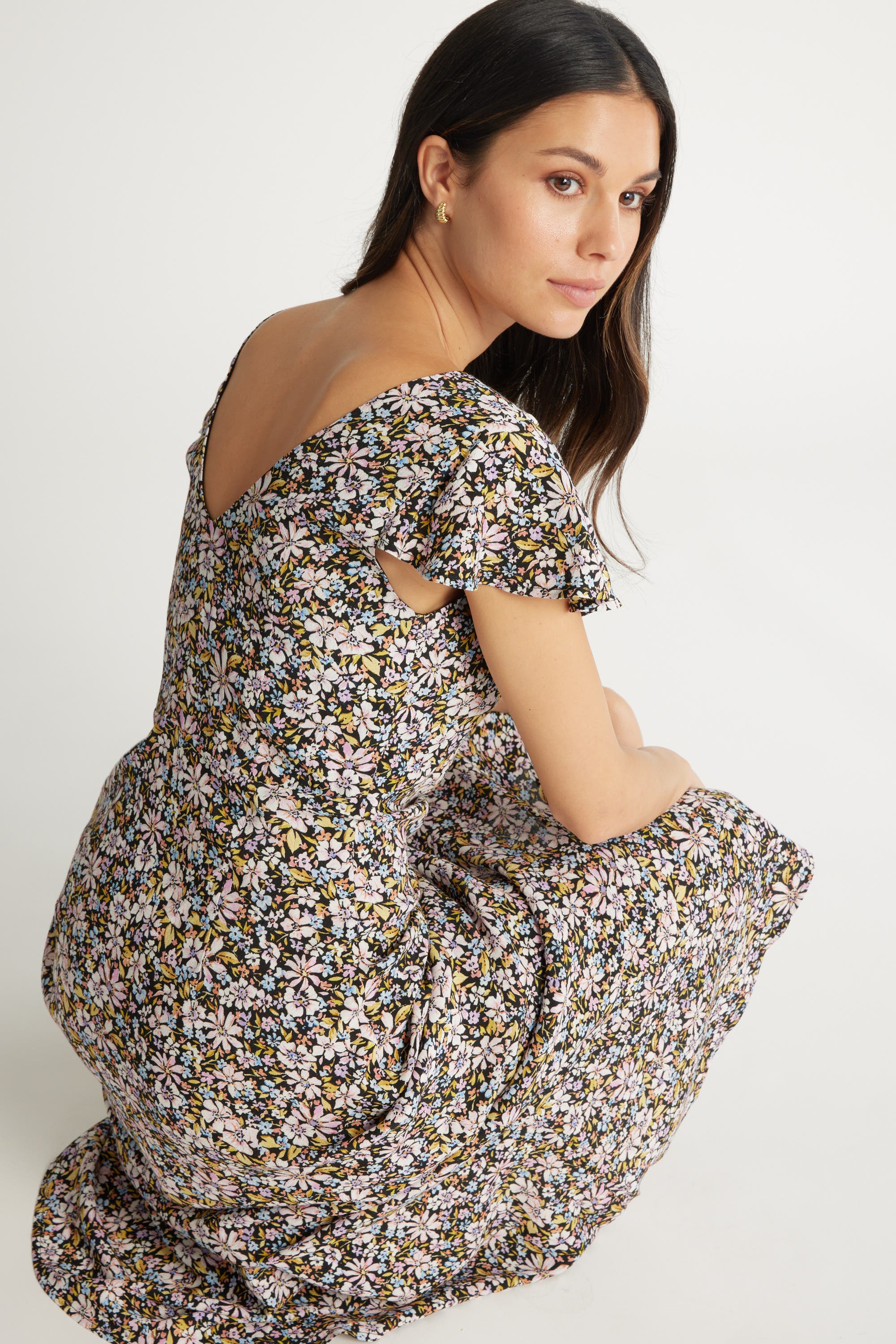 Max dress online shopping store