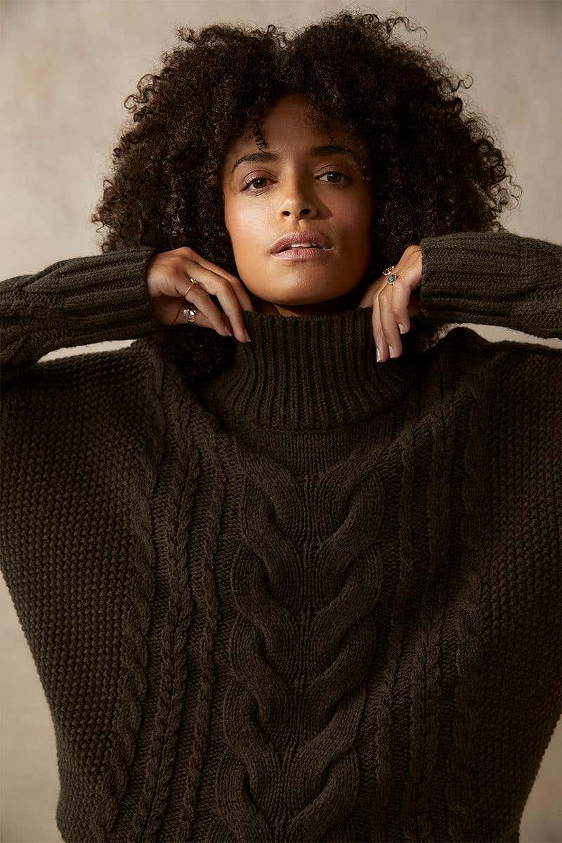 Cable knit wool sweater online