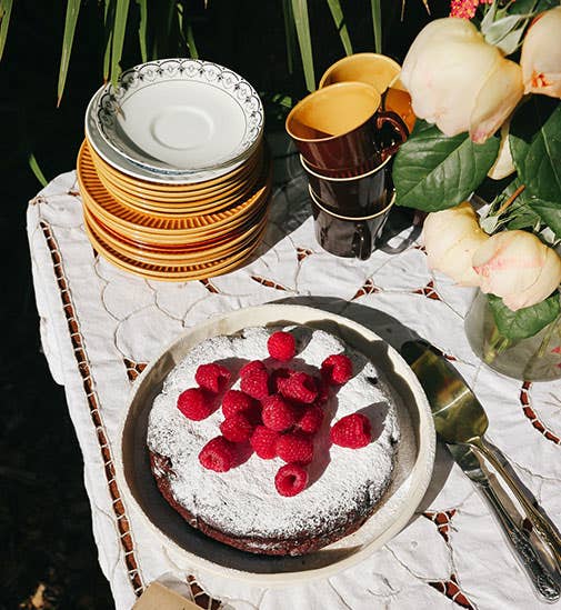 Eleanor Ozich's chocolate torte recipe - Max Journal 2022