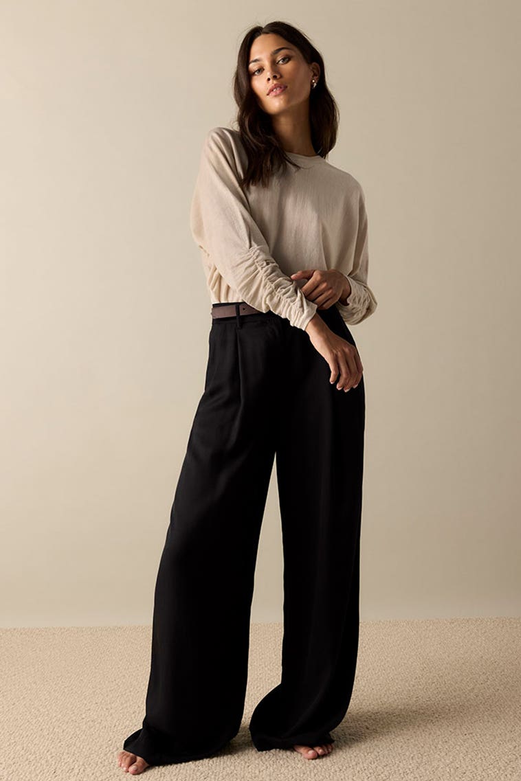 Explore our collection of black pants at max.