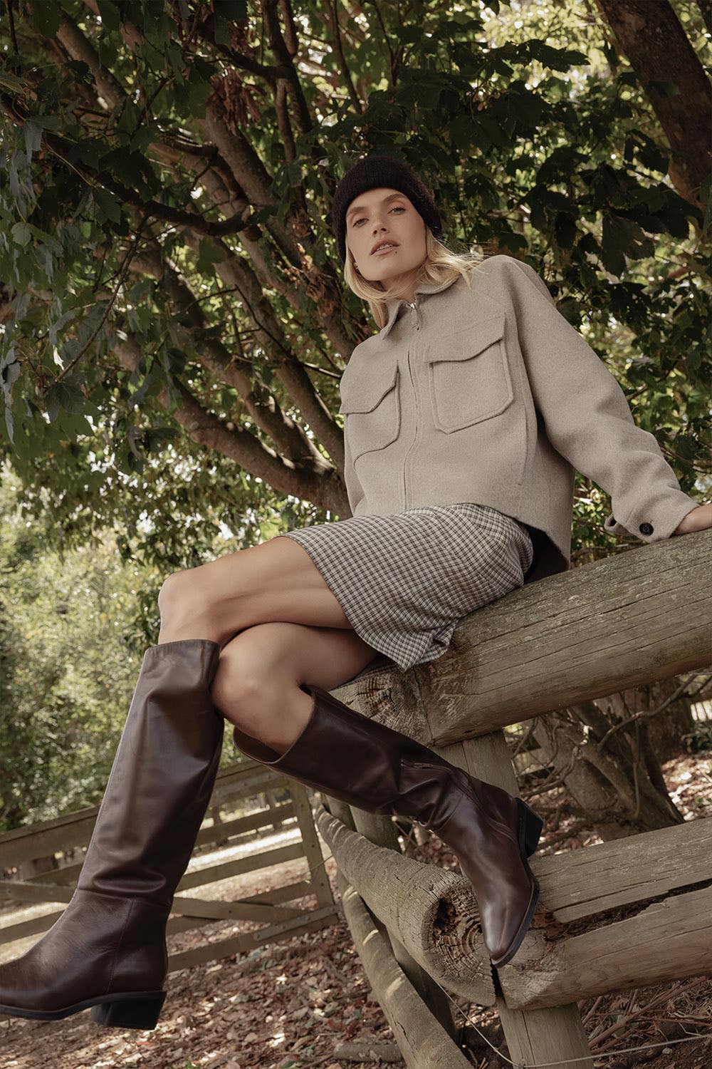 Explore the Linen collection at Max.